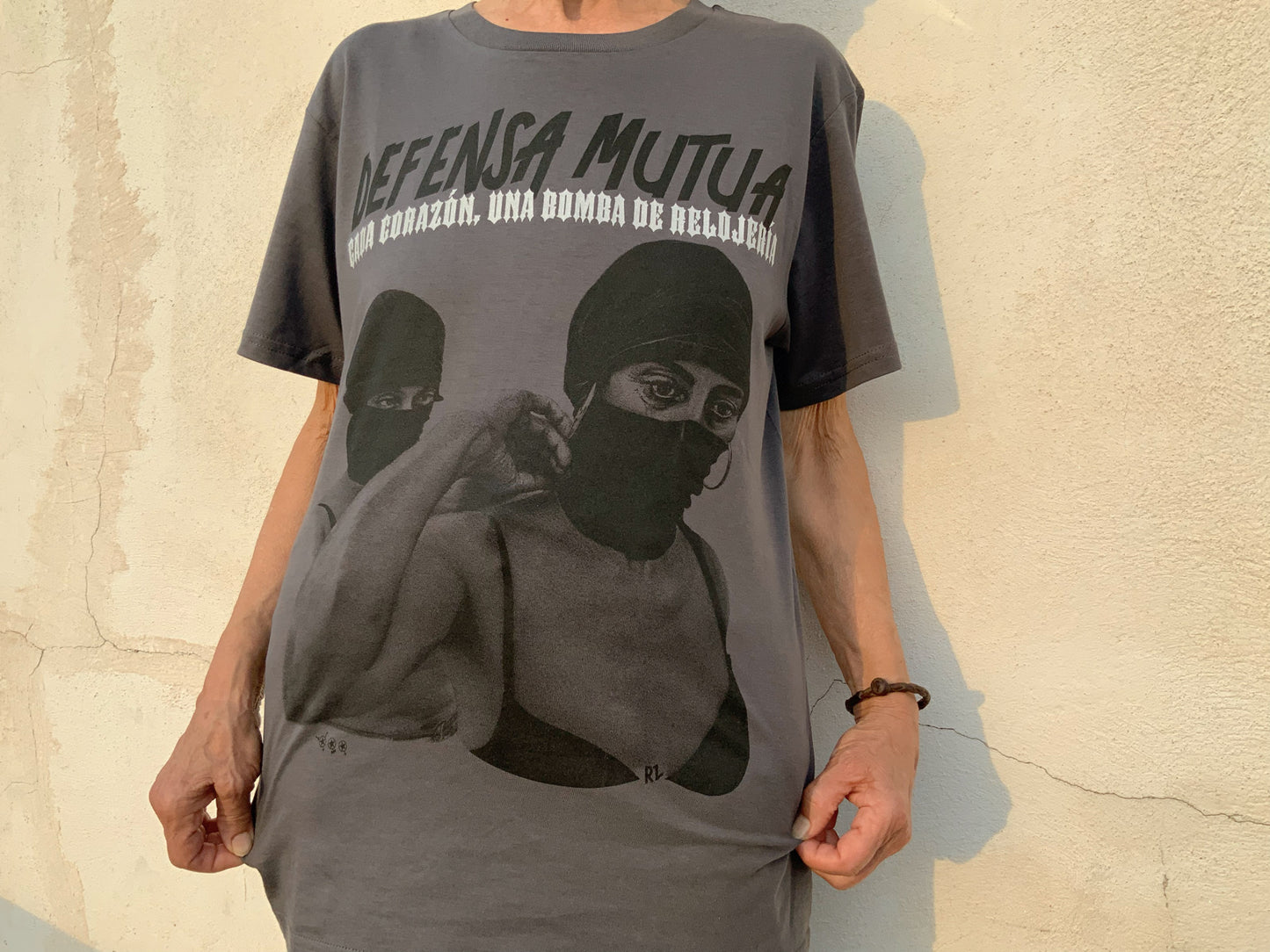Defensa Mutua // Básica Gris Antracita