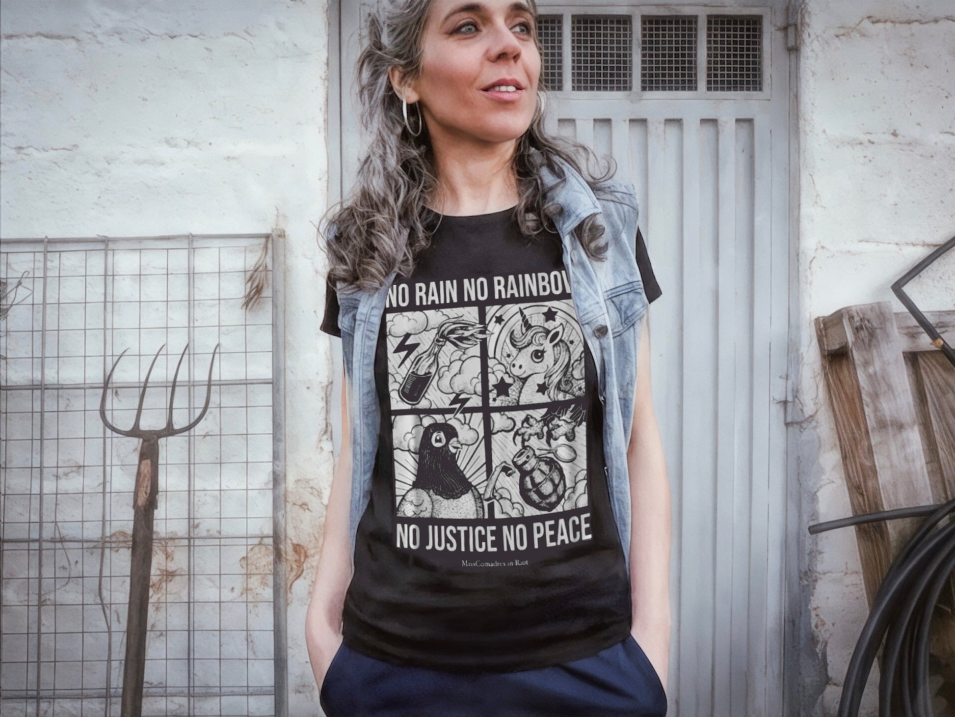 Camiseta negra unisex antifascista feminista comercio justo y algodón orgánico 