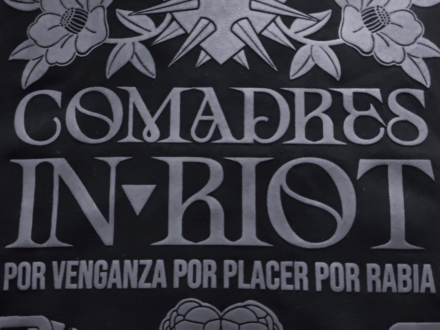 Serigrafía maxima calidad tinta especial hinchable negro mate